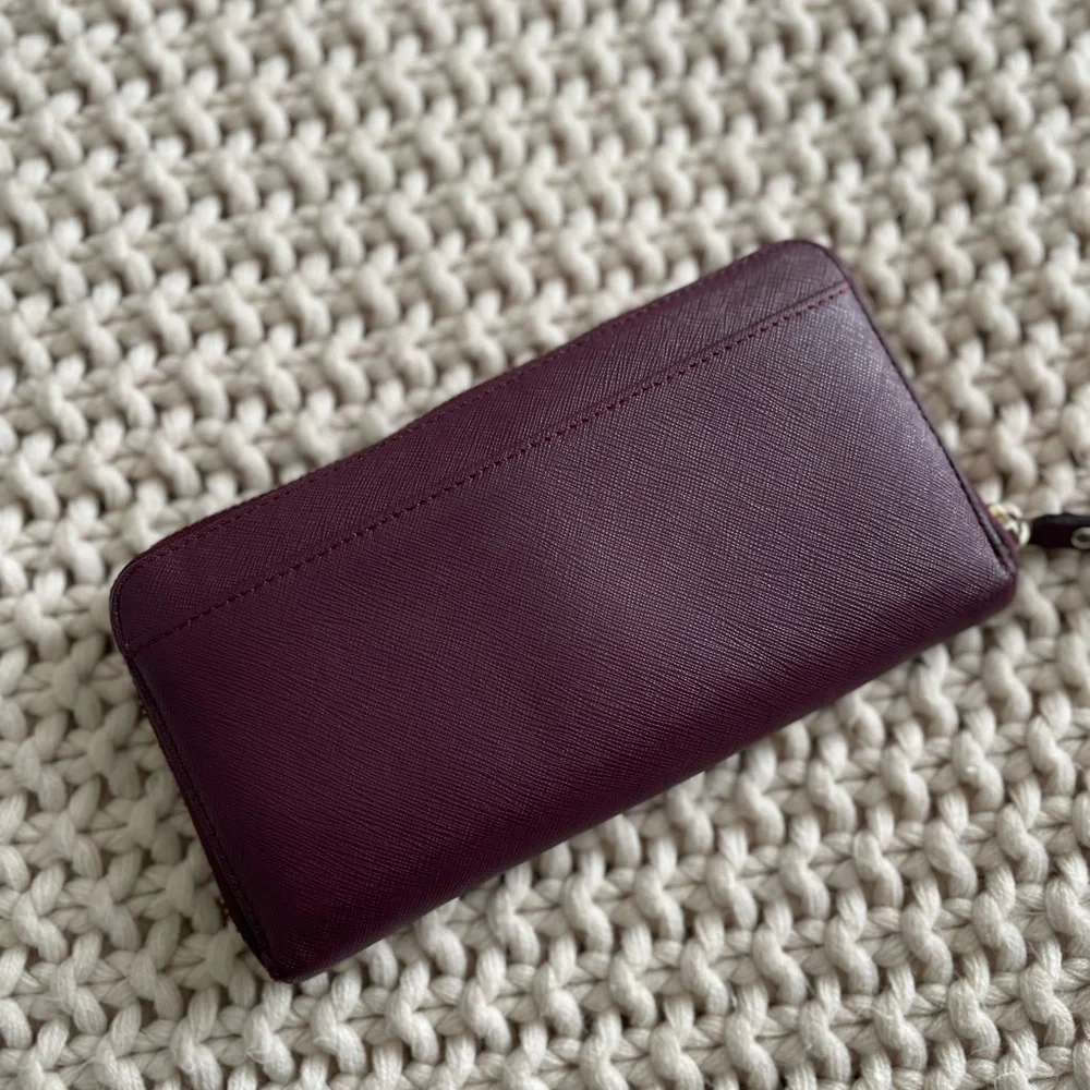 Kate Spade Burgendy Neda Laurel Way Leather Wallet - Picture 5 of 5